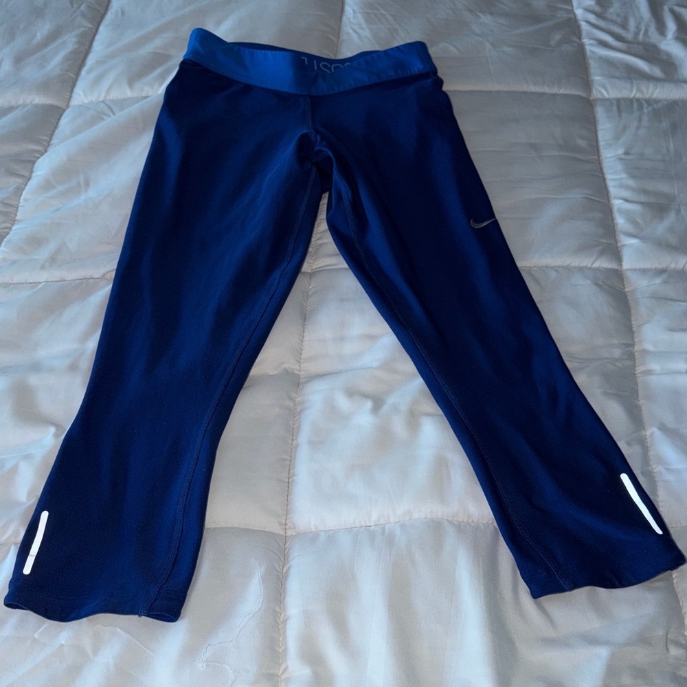 Nike Dri Fit Small Blue Capri Like New